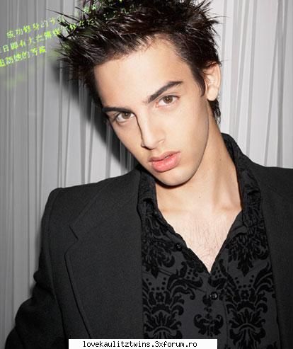Darin - yvonnaTH - ^OtHeRs ArTiSt^