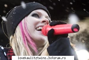 avril lavigne - yvonnaTH - #Rock On!#