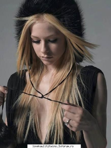 avril lavigne - yvonnaTH - #Rock On!#