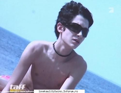 billi falsi=)) - chiar e bill k pare km diferi :-/:-/ - **BiLl KaUlItZ**