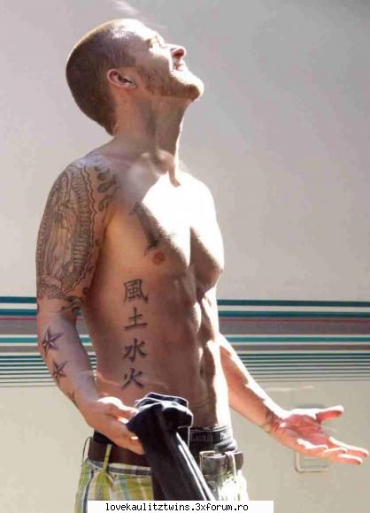 justin timberlake - yvonnaTH - ^OtHeRs ArTiSt^