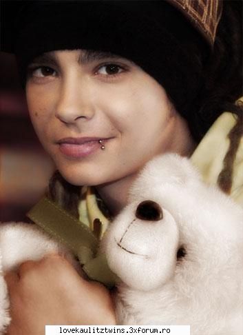 jtiu e mea pref cu toto :nebun:  :zzz:  :dinti:  :rotfl: picks with tom...