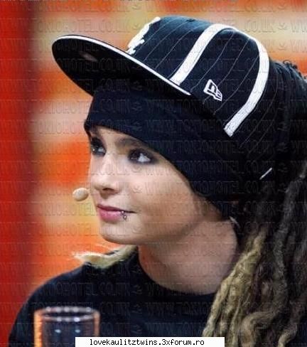 picks with tom... - ella_t.h - **ToM kAuLiTz**