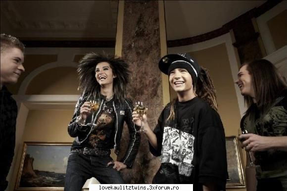 picks with twins..... - o poza mai recenta - ..::kaulitz twins::..
