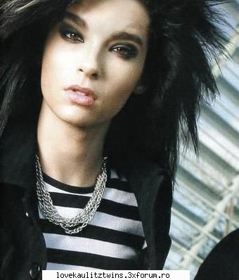 poza preferata.. - e poja mea preferata aiki bill arata 100%sexy si - **BiLl KaUlItZ**